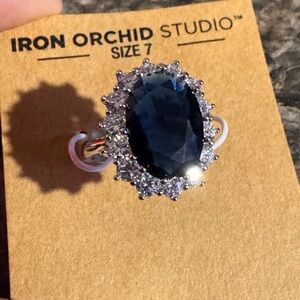 Iron Orchid Silver Tone Oval Blue Cubic Zirconia Sunburst Halo Setting Ring New